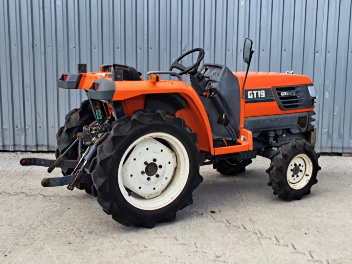 Kubota GT-19D