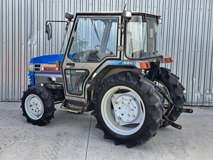 Iseki Geas 27D