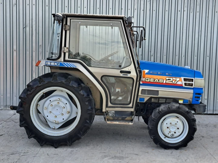 Iseki Geas 27D