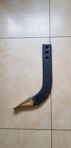 Paw leveler tooth