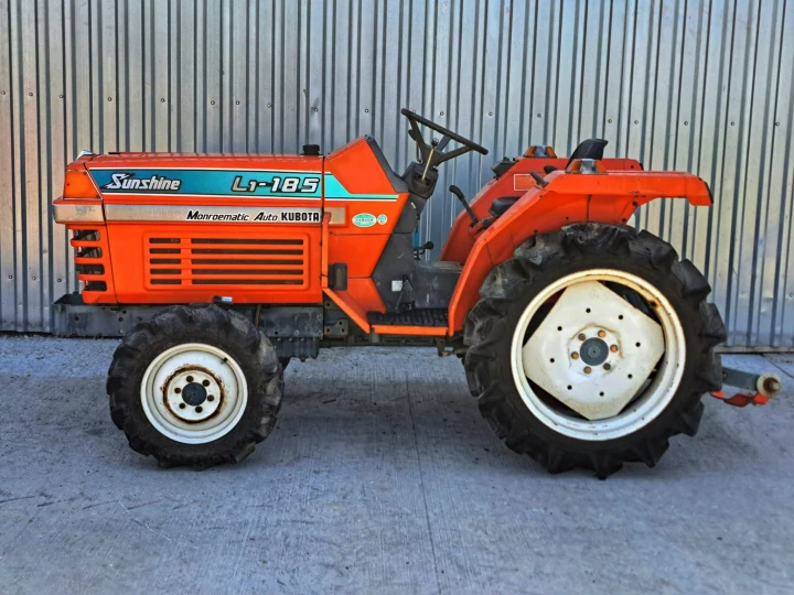 Kubota L1-185D