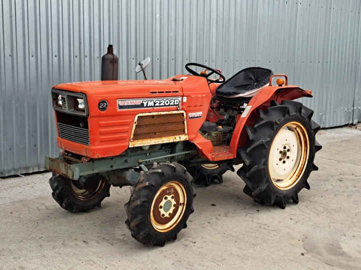 Yanmar YM2202D