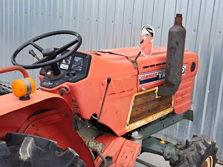 Yanmar YM2202D