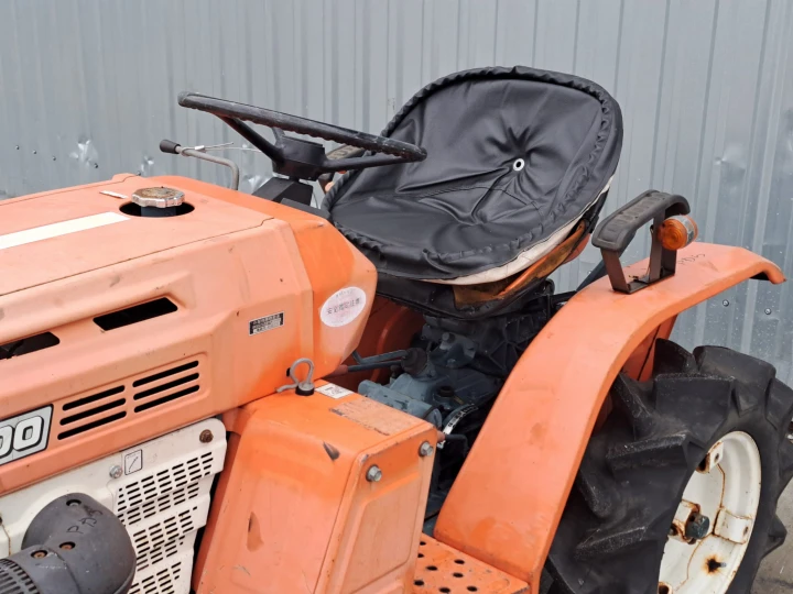 Kubota B1200D