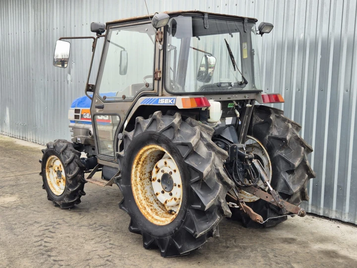 Iseki TG33F