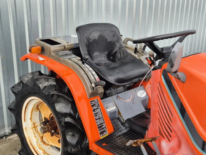 Kubota B52D