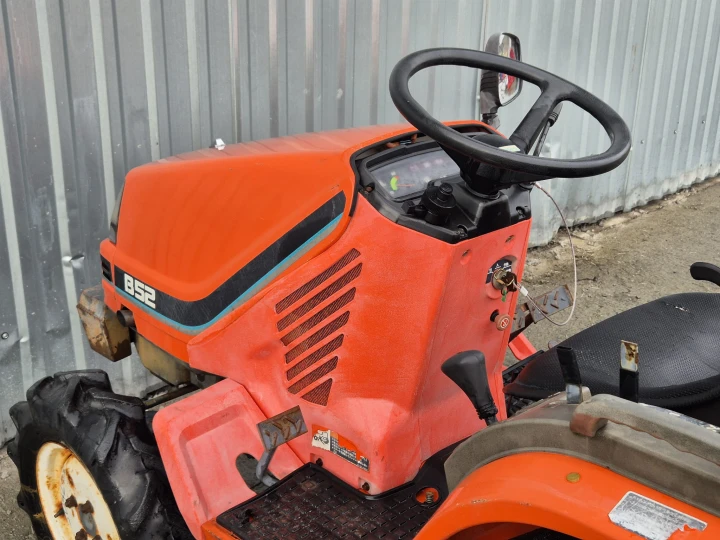 Kubota B52D